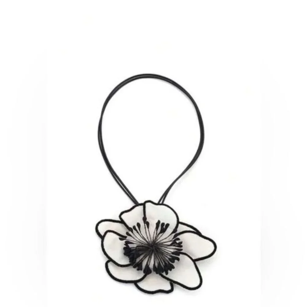 Boho White Floral Choker Necklace N1451 - Picture 2 of 5